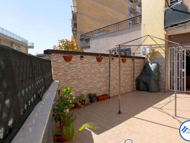Appartamento in vendita a Arzano, Campania