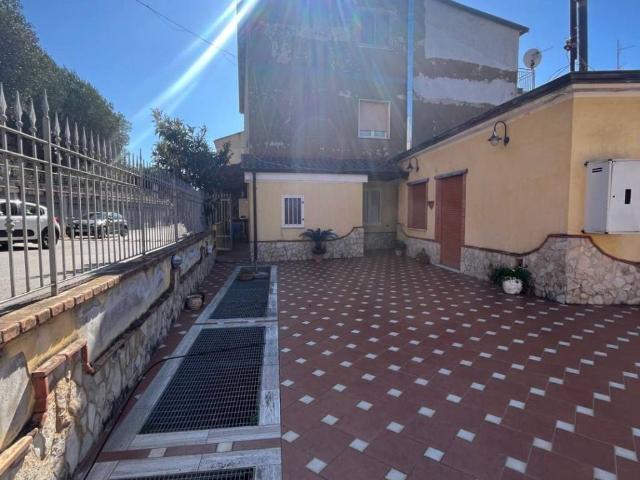 Appartamento in vendita a Ascea, Campania