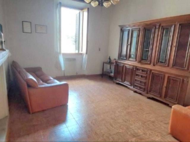 Appartamento in vendita a Asciano
