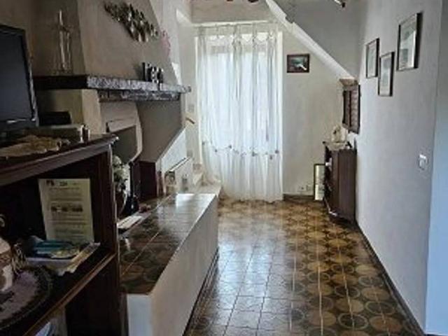 Appartamento in vendita a Asciano, Toscana