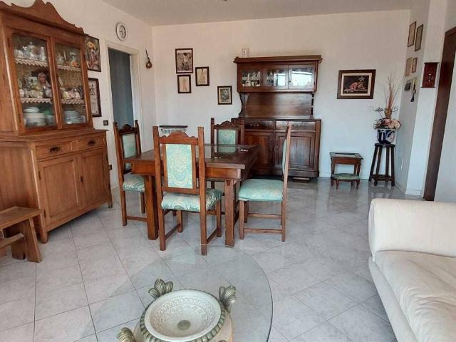 Appartamento in vendita a Asciano, Toscana