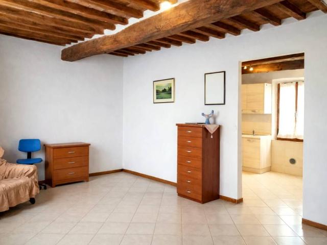 Appartamento in vendita a Asciano, Toscana