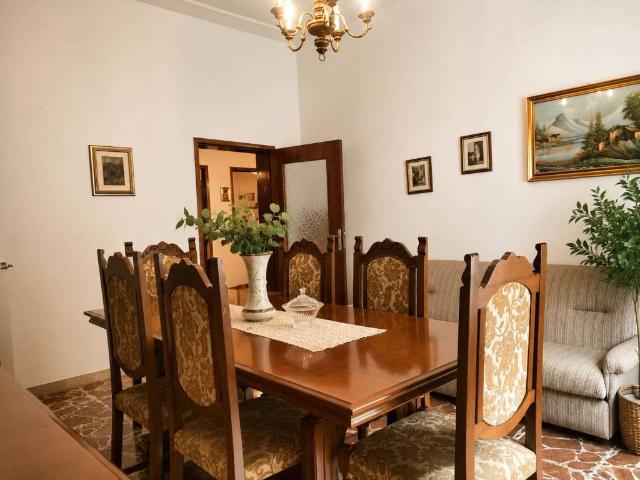 Appartamento in vendita a Asciano, Toscana