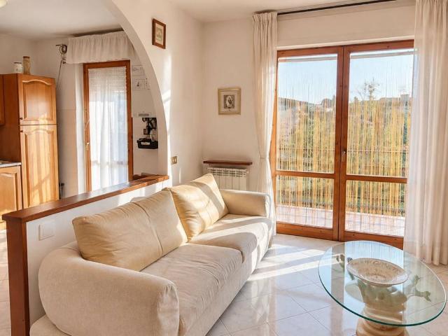 Appartamento in vendita a Asciano, Siena