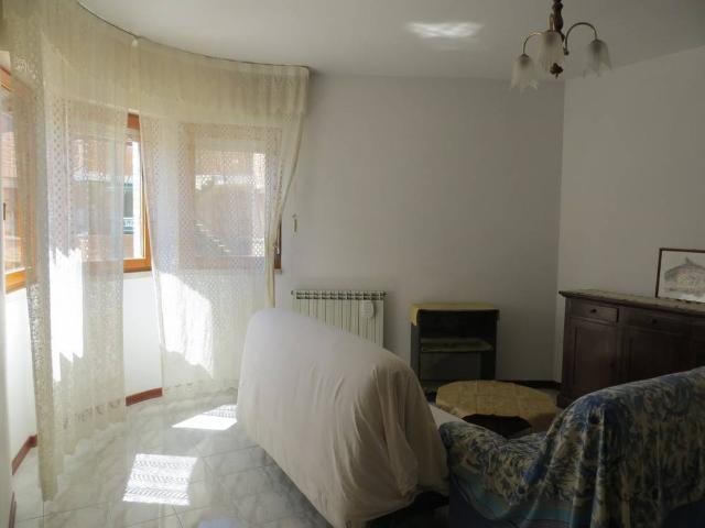 Appartamento in vendita a Asciano, Toscana