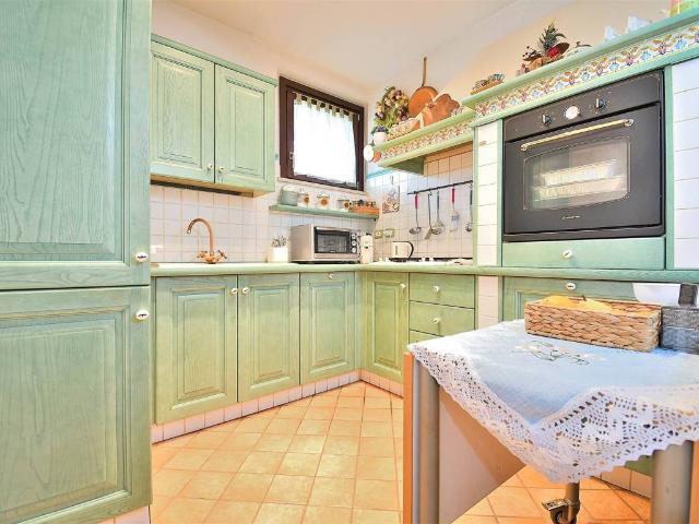 Appartamento in vendita a Asciano, Toscana