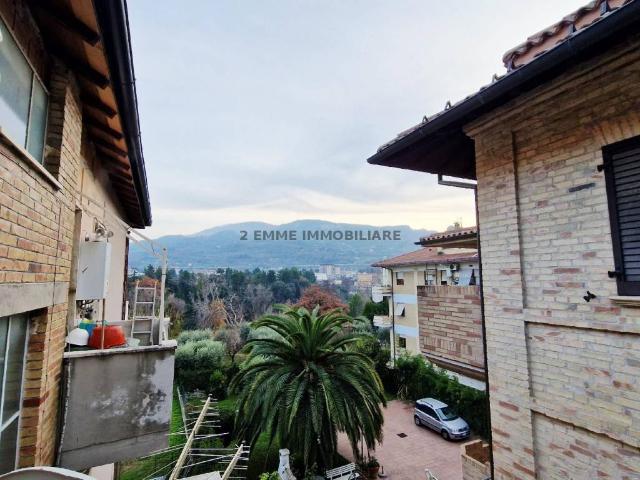 Appartamento in vendita a Monticelli, Marche
