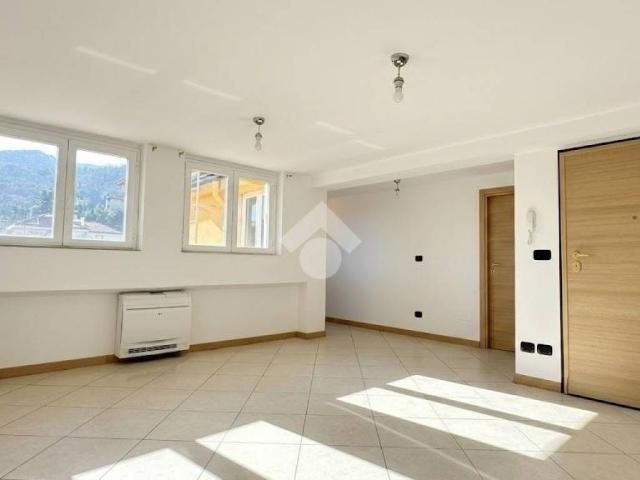 Appartamento in vendita a Porta Maggiore, Marche