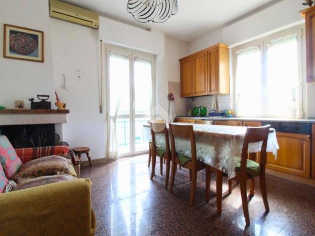 Appartamento in vendita a Borgo Chiaro, Marche