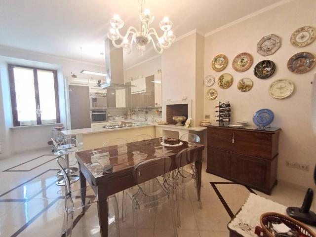 Appartamento in vendita a Santa Maria Intervineas, Marche
