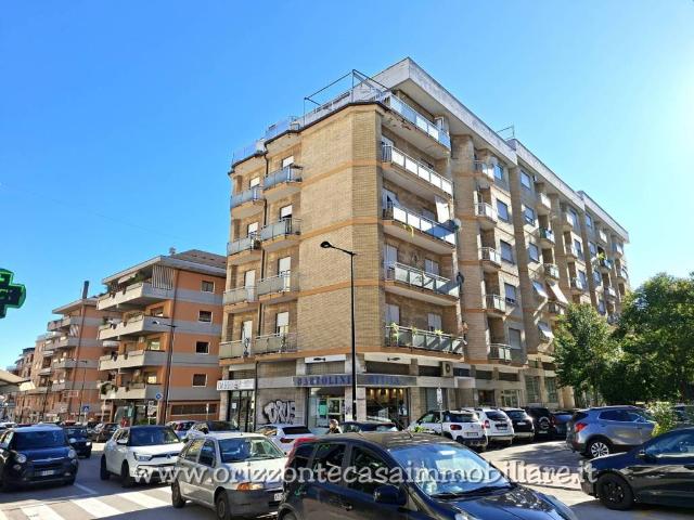 Appartamento in vendita a Santi Filippo e Giacomo, Marche