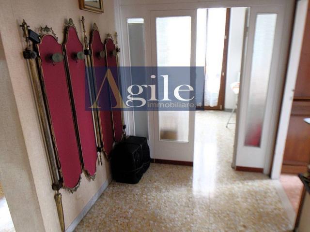 Appartamento in vendita a Campo Parignano, Marche