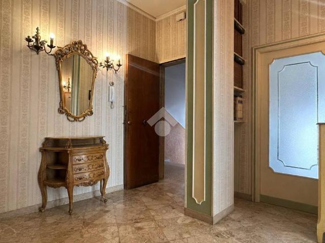 Appartamento in vendita a Porta Maggiore, Marche