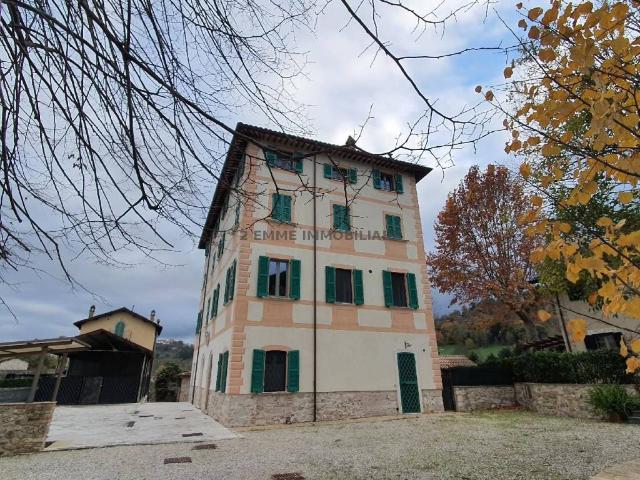 Appartamento in vendita a Cavignano, Marche