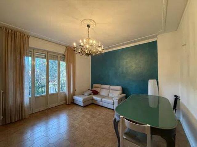 Appartamento in vendita a Porta Romana, Marche