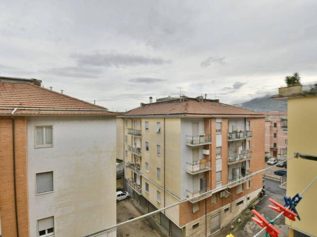 Appartamento in vendita a Campo Parignano, Marche