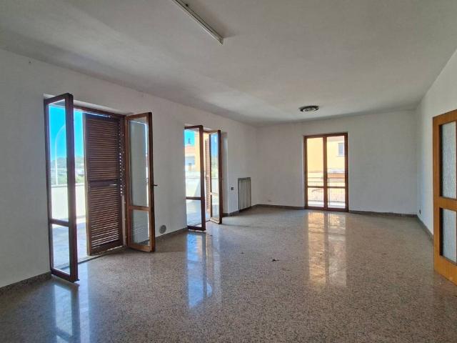 Appartamento in vendita a Cavignano, Marche