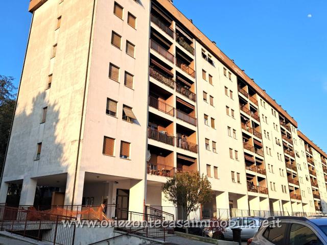 Appartamento in vendita a Brecciarolo, Marche