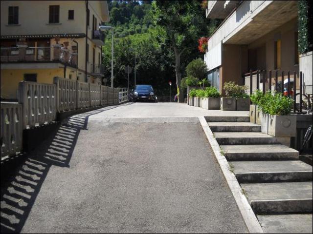 Appartamento in vendita a Porta Romana, Marche