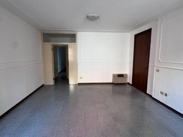 Appartamento in vendita a Asola, Lombardia