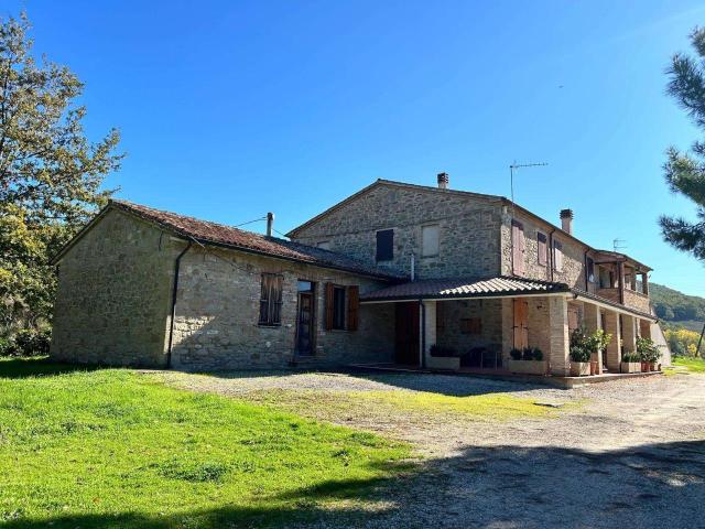 Appartamento in vendita a Assisi, Umbria