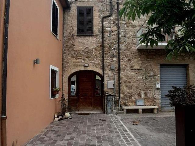 Appartamento in vendita a Assisi, Umbria