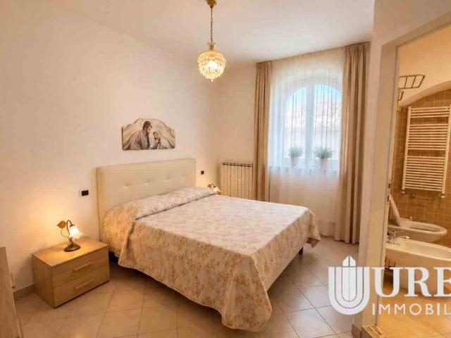 Appartamento in vendita a Assisi, Umbria