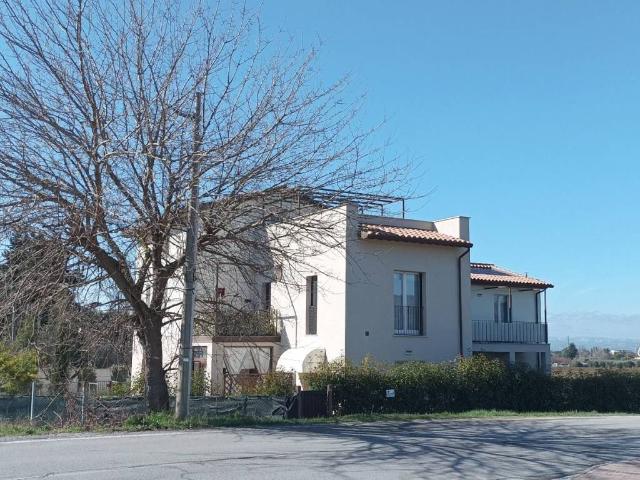 Appartamento in vendita a Assisi, Umbria