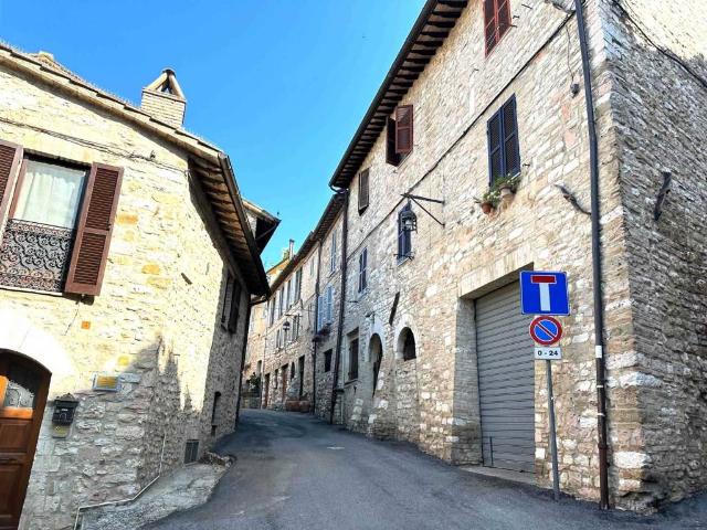 Appartamento in vendita a Assisi, Umbria