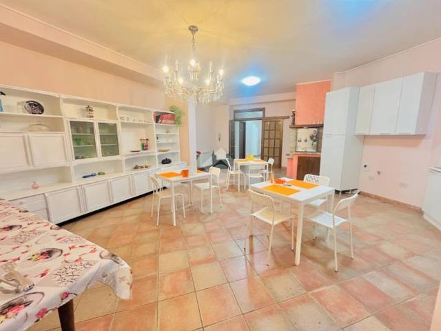 Appartamento in vendita a Assisi, Umbria