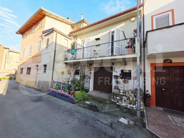 Appartamento in vendita a Assisi, Umbria