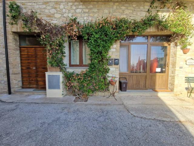 Appartamento in vendita a Assisi, Umbria