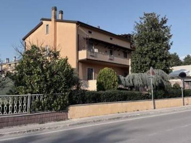 Appartamento in vendita a Assisi, Umbria
