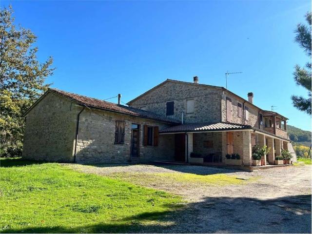 Appartamento in vendita a Assisi, Umbria