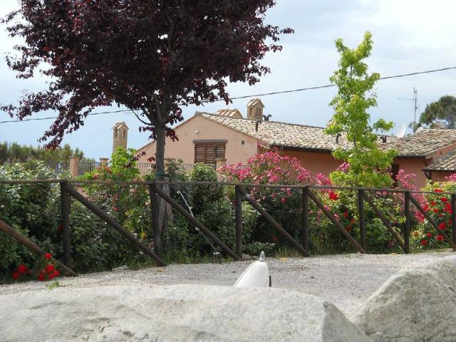 Appartamento in vendita a Assisi, Umbria
