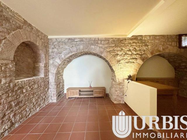 Appartamento in vendita a Assisi, Umbria