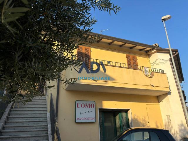 Appartamento in vendita a Assisi, Umbria