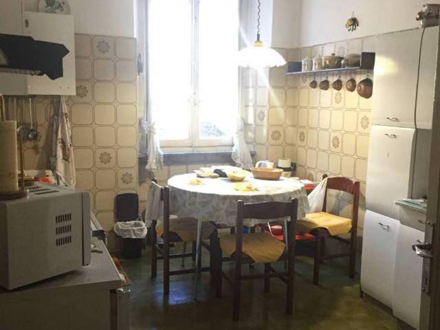 Appartamento in vendita a Scarenna, Asso