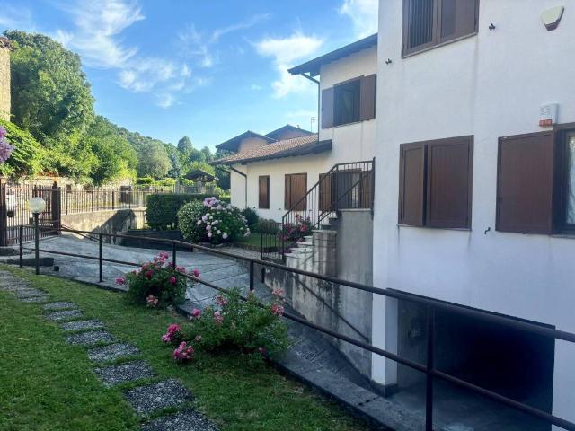 Appartamento in vendita a Pagnano, Asso