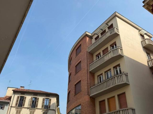 Appartamento in vendita a Rione San Paolo, Asti