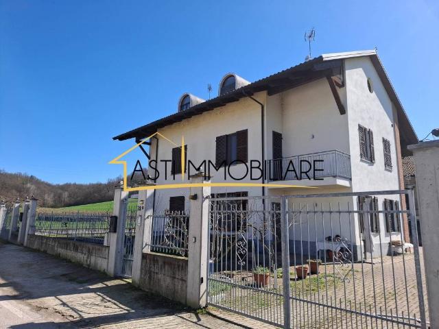 Appartamento in vendita a Serravalle, Piemonte