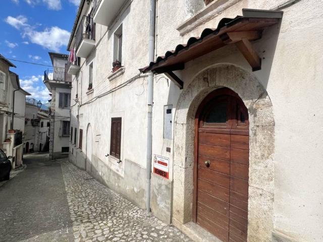 Appartamento in vendita a Colle, Atina