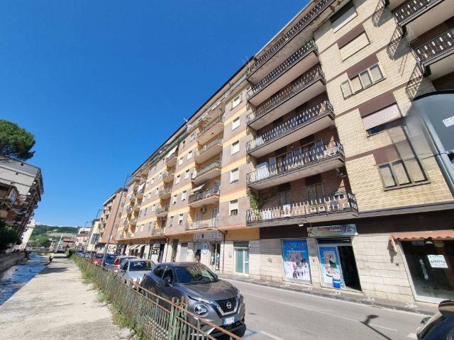 Appartamento in vendita a Atripalda, Campania