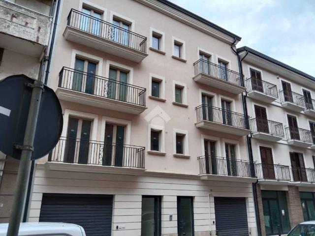 Appartamento in vendita a Atripalda, Campania