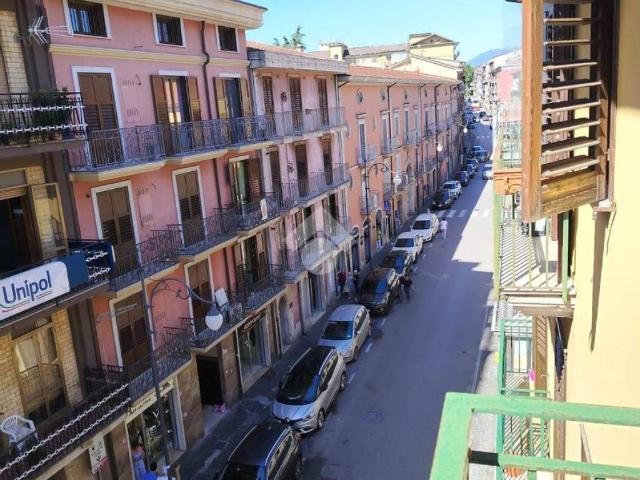 Appartamento in vendita a Atripalda, Campania