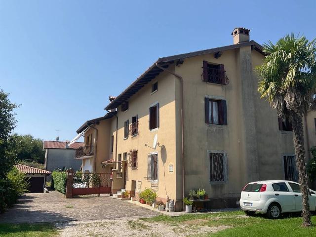 Appartamento in vendita a Attimis, Friuli-Venezia Giulia
