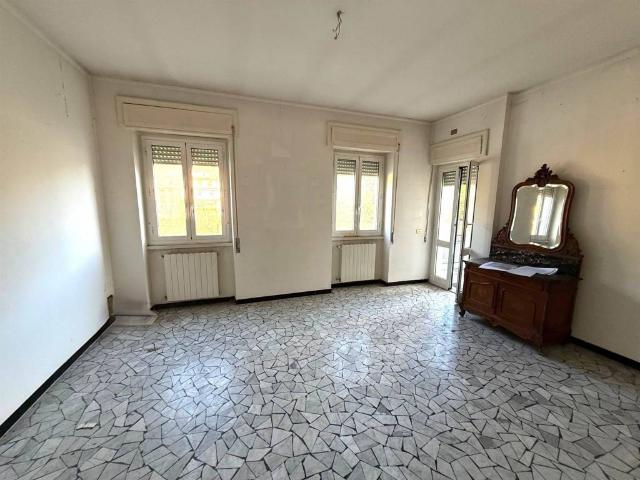 Appartamento in vendita a Aulla, Massa