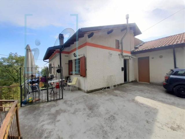 Appartamento in vendita a Aurigo, Liguria