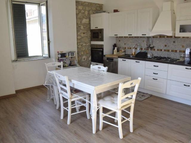 Appartamento in vendita a Ausonia, Lazio