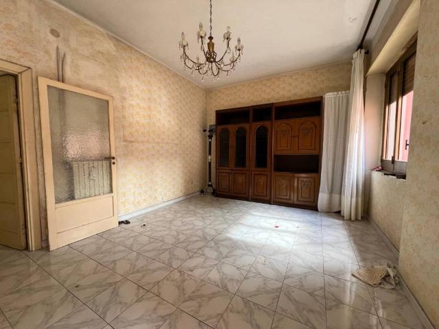 Appartamento in vendita a Avellino, Campania